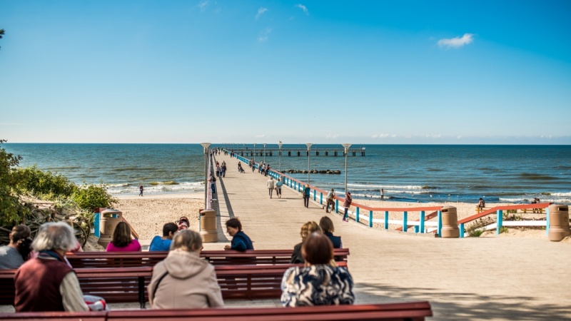 Pir i Klaipeda Strand med lang pir i Klaipeda