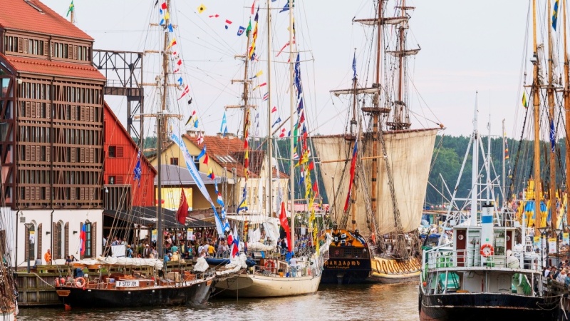 Fartyg i Klaipeda Gamla fartyg i Klaipeda hamn