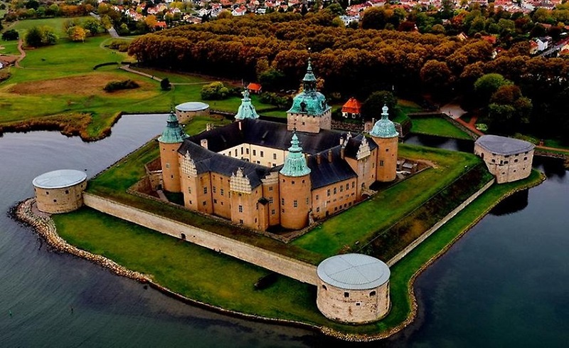 Flygbild over Kalmar slott